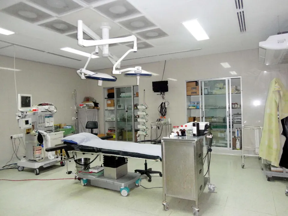 Modern operating theatre for urological surgery
